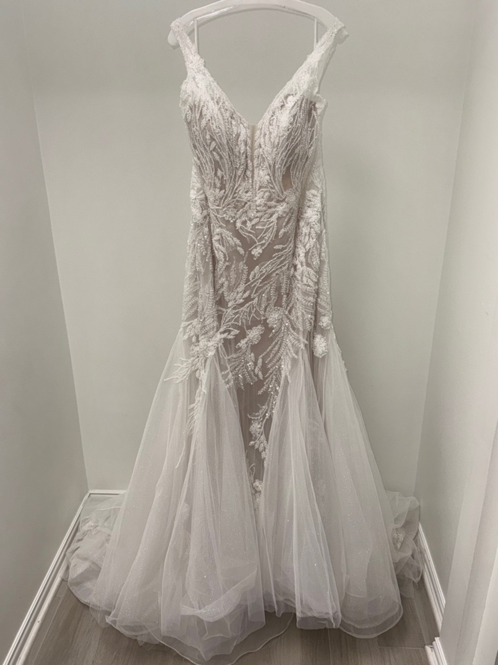 Elegant White Lace Mermaid Wedding Dress with Illusion Details
